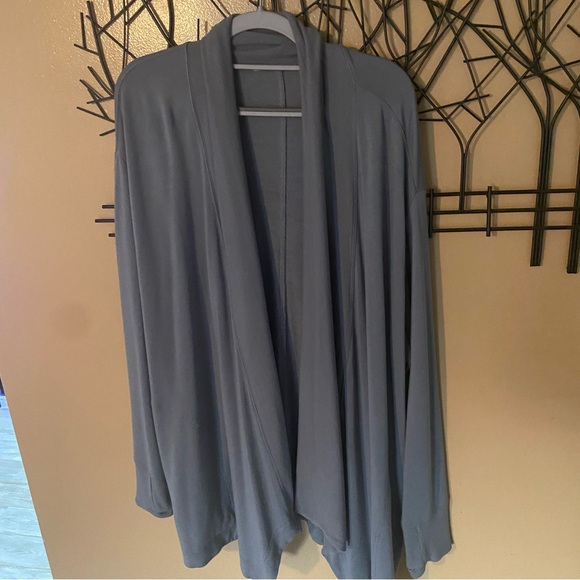 Athleta Pranayama Restore Wrap size XL VGUC light blue - Picture 12 of 14